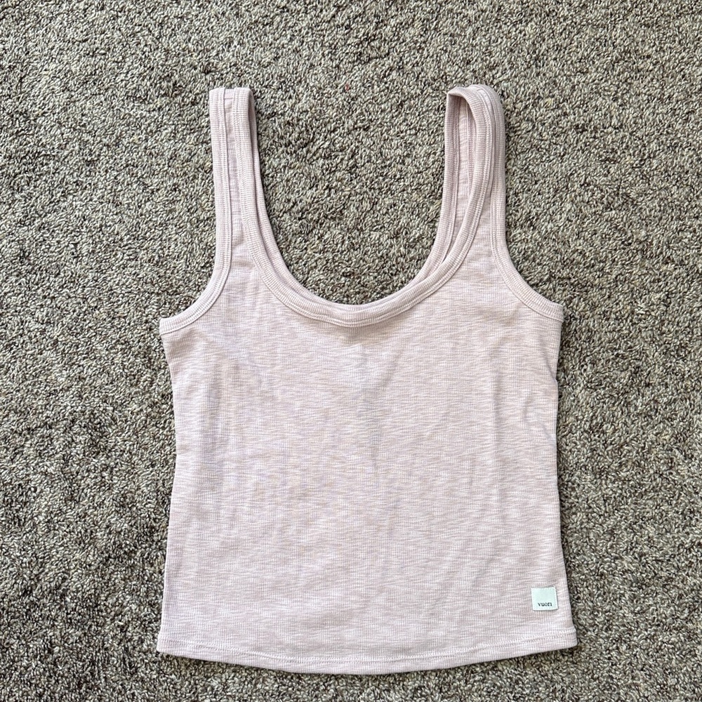 Light pink Vuori Tank Top
